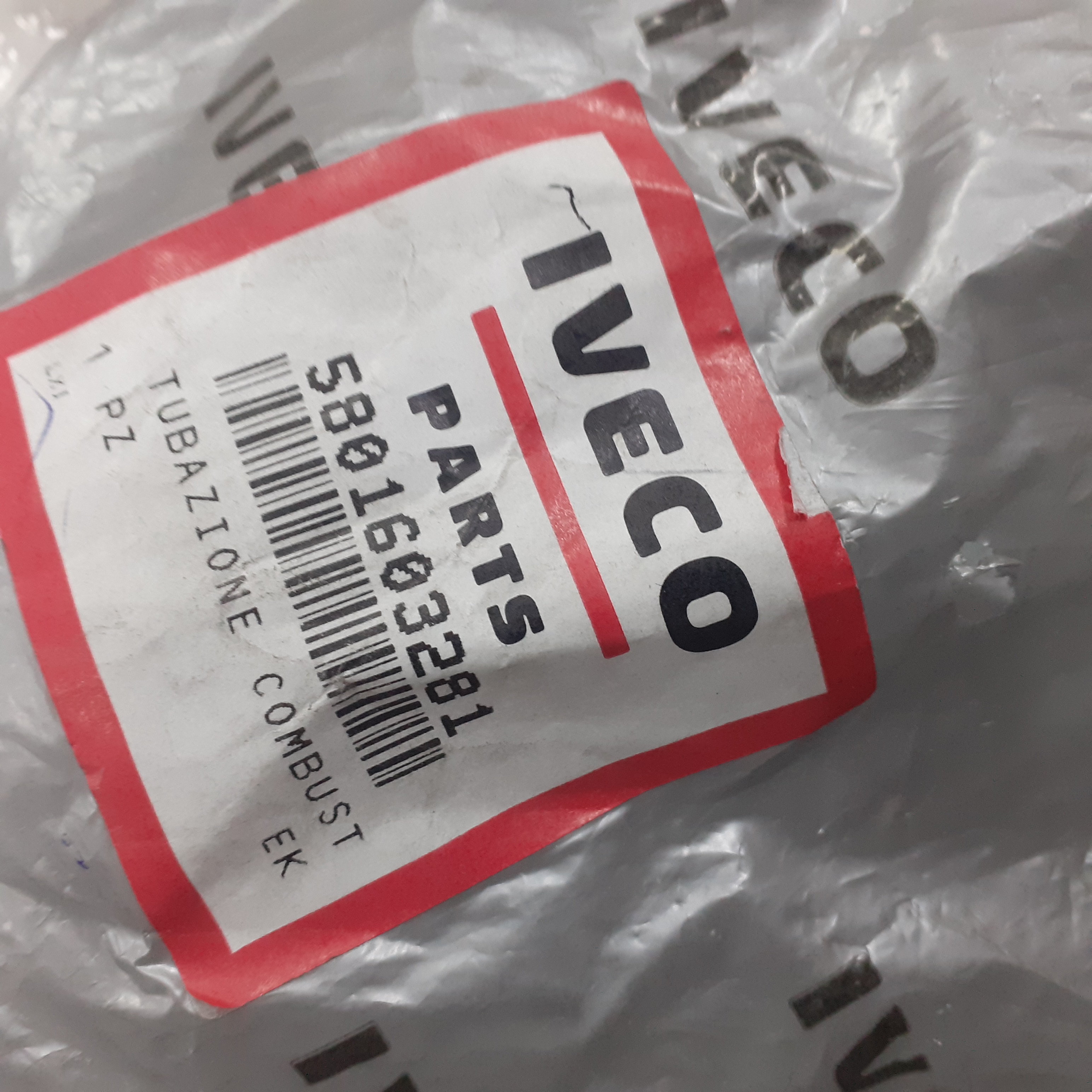 Fuel Line fits Iveco Stralis S-Way Trakker T-Way 5801603281 Genuine