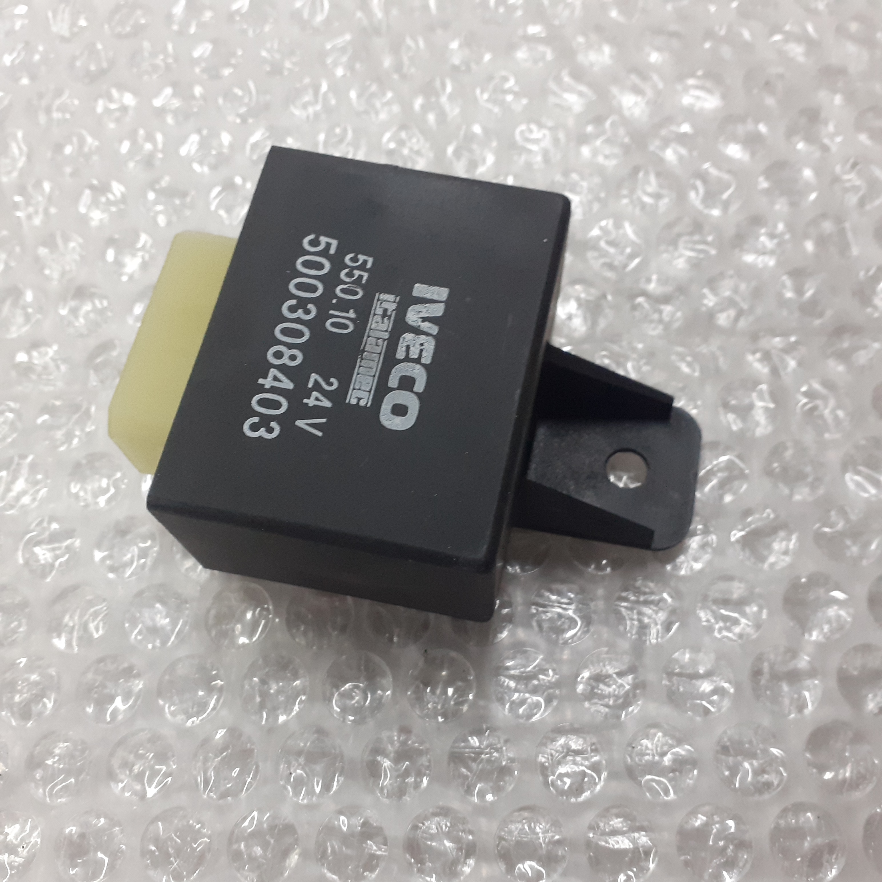Relay Control Module 24v fits Iveco Eurostar Eurotech 500308403 Genuine