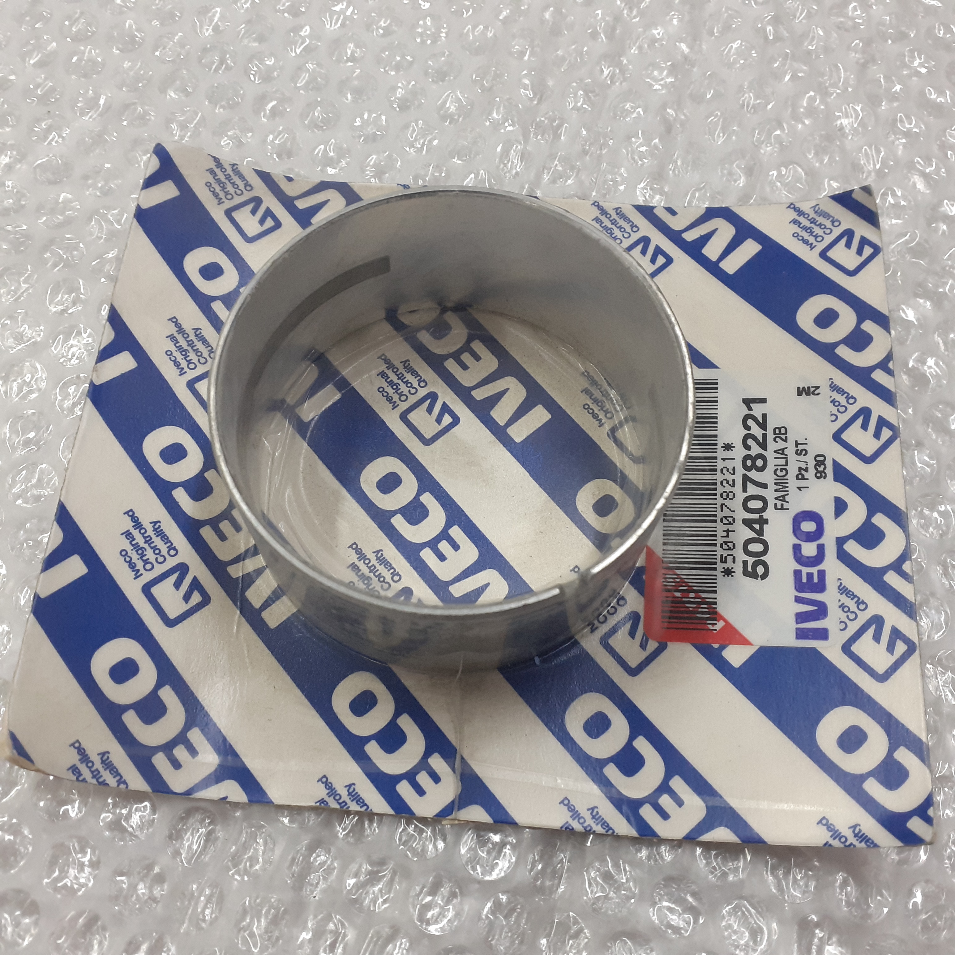 Camshaft Bearing Bush fits Iveco Stralis Trakker EuroTech Cursor 8 F2BE0681 504078221 Genuine