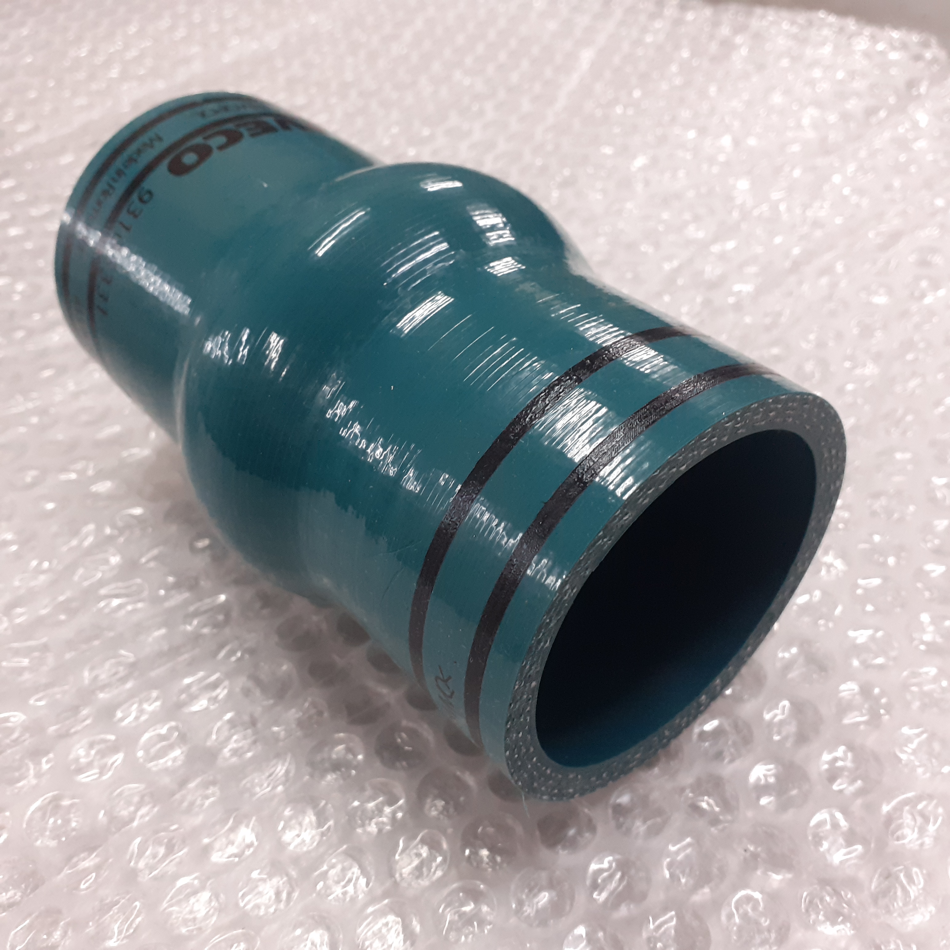 Radiator Cooling Water Hose fits Iveco EuroTech EuroStar EuroClass 93165331 Genuine