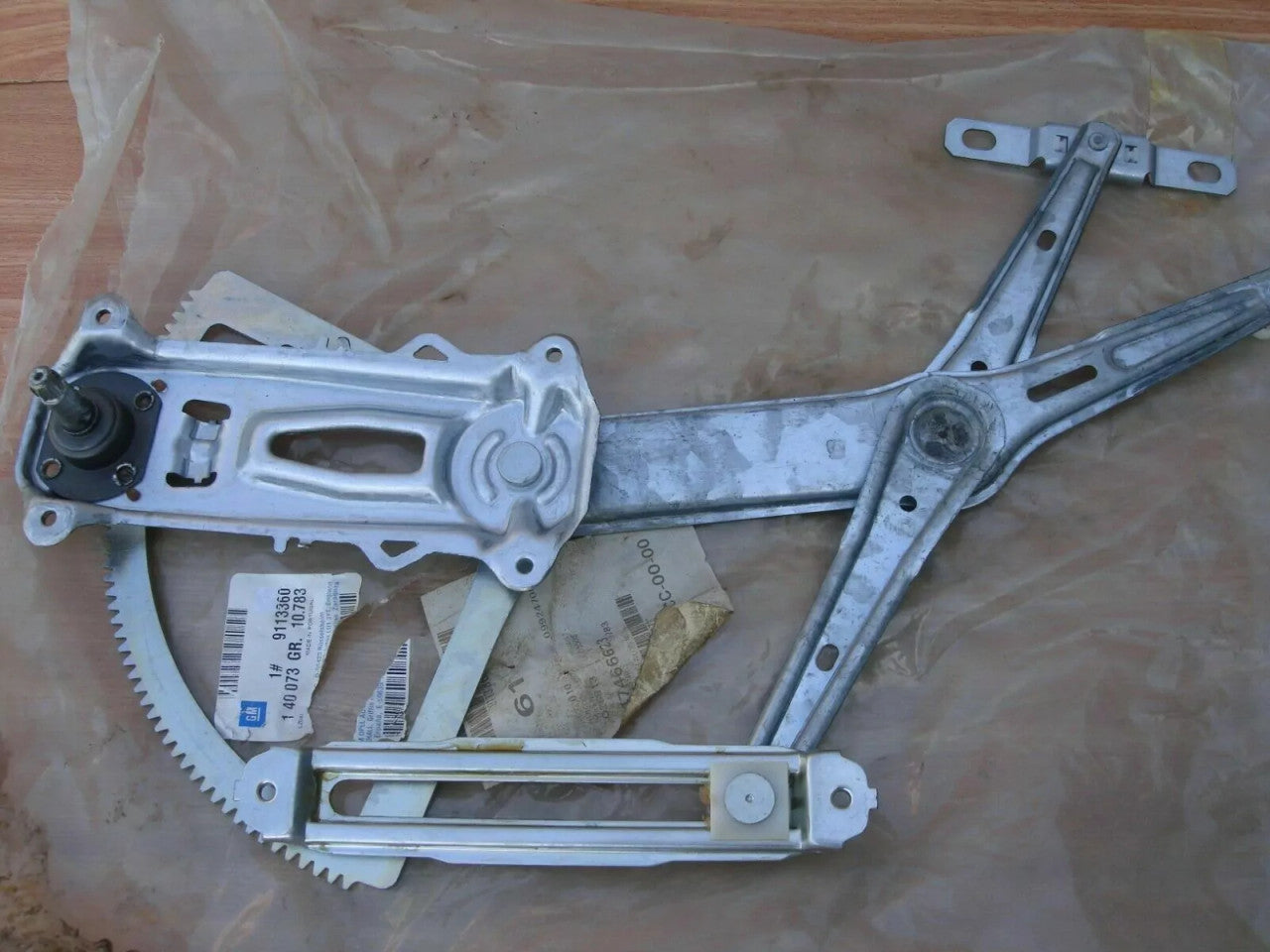 Window Regulator Front Right Manual fits Opel Vauxhall Corsa C 9113360 Genuine View Right
