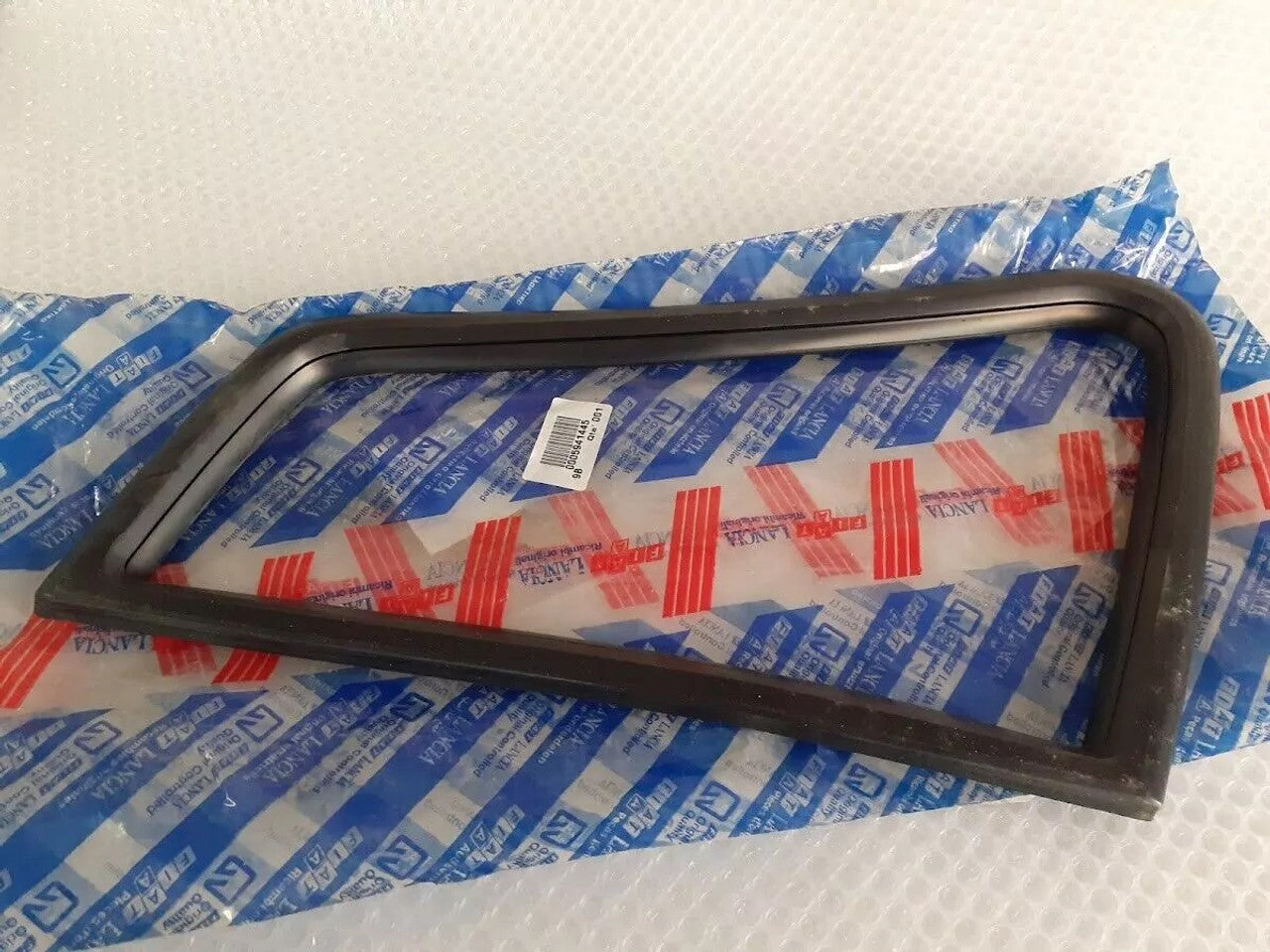 Window Seal Rear Left Fixed fits Fiat Mille Uno 5941445 Genuine View Front