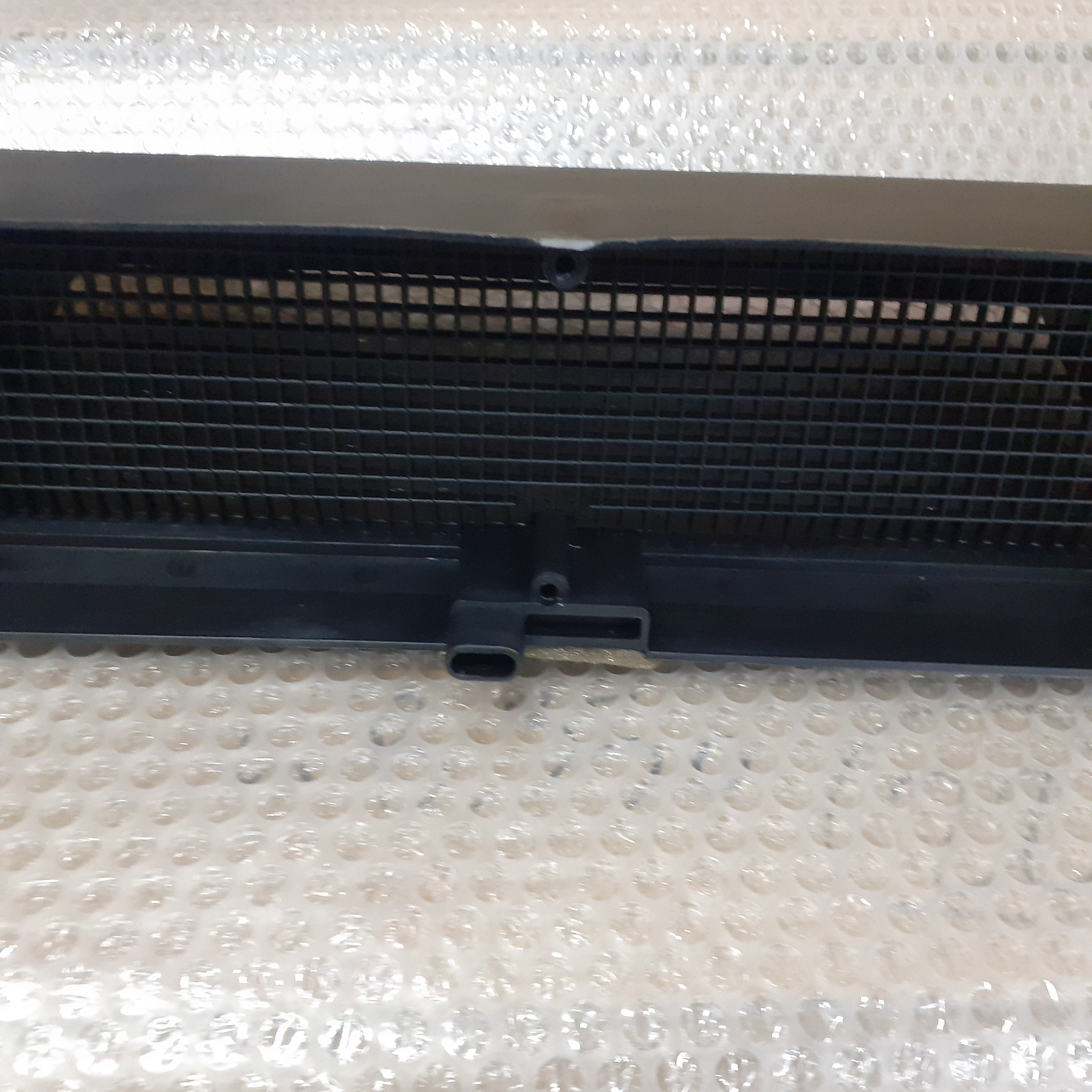 Cabin Filter Housing Heater Cover fits Iveco Eurocargo 98418605 Genuine View Upper