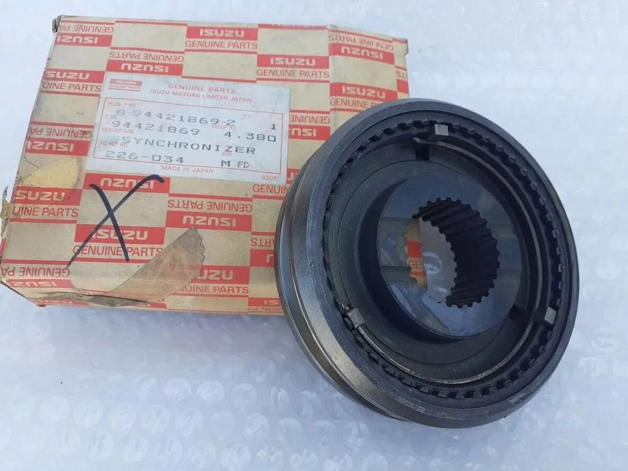 Transmission Synchro Hub fits Isuzu Pickup TF Trooper Chevrolet LUV 8944218692 View Front