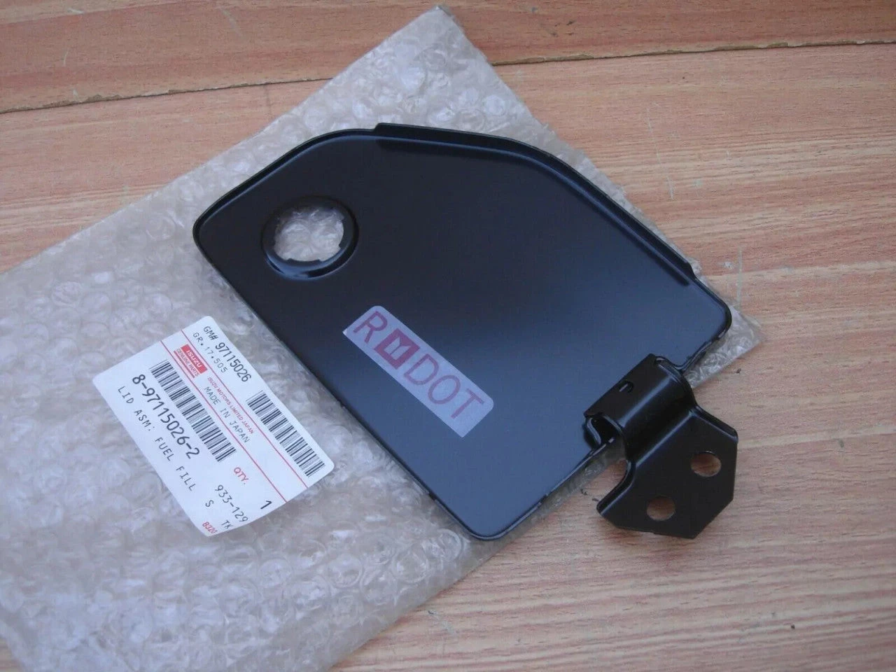Fuel Door Tank Flap fits Isuzu Pickup TF Chevrolet LUV Opel Campo Genuine 8971150262 View Rear