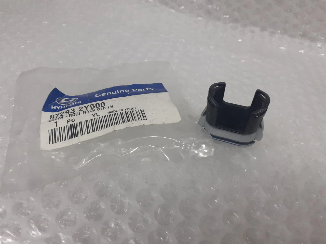 872932Y500 Cover Roof Rack Left fits Hyundai Kia 87293-2Y500 Genuine View Rear