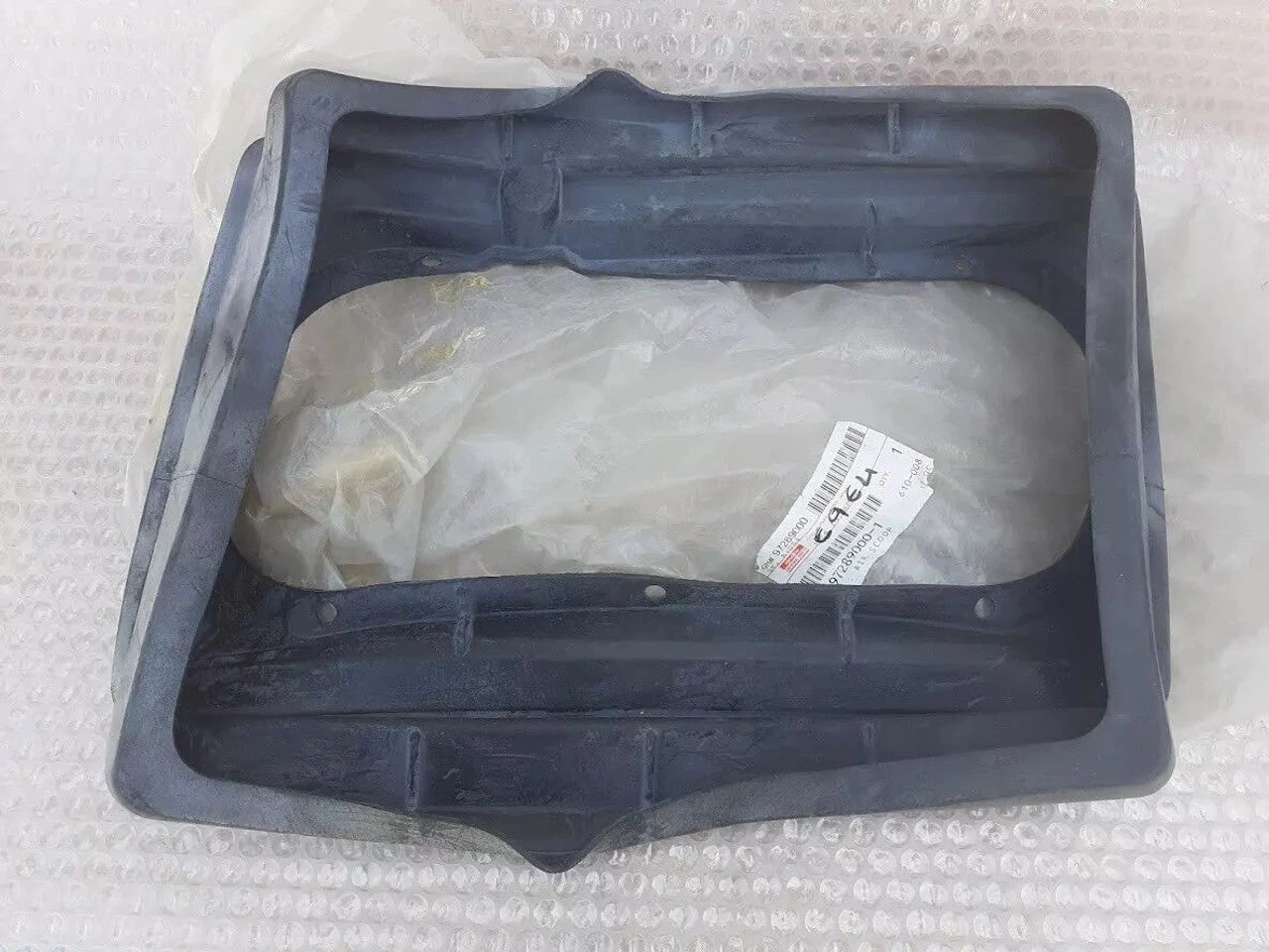 Hood Bonnet Scoop Seal fits Isuzu Pickup TF Chevrolet LUV 4JA1T Genuine 8972890001 View Left