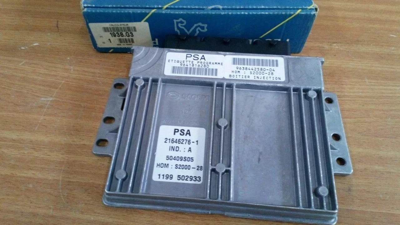 ECU Control Unit fits Peugeot 307 1938G3 9641816280 Genuine View Front