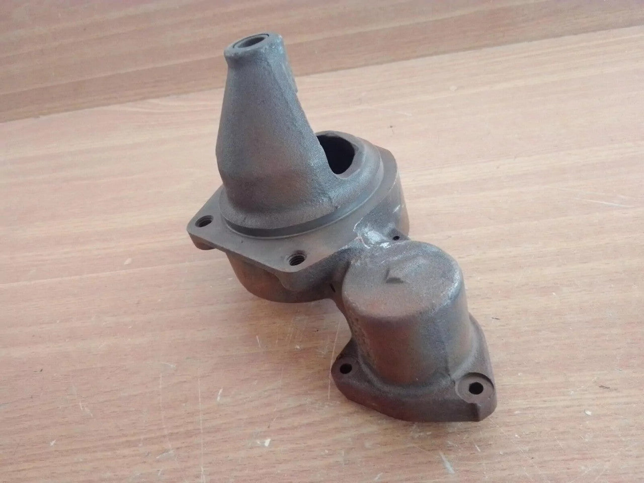 Starter Motor Bracket Housing fits Fiat 131 Argenta 4474999 View Rear