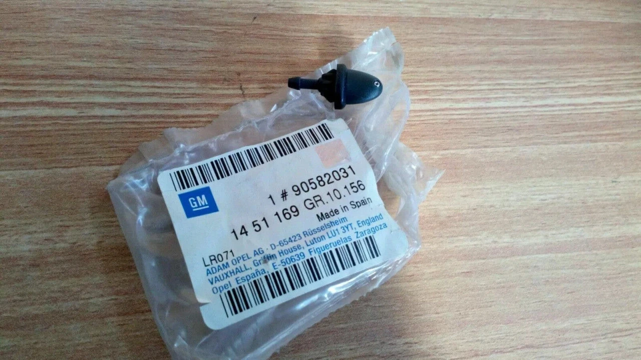 Wiper Nozzle Rear fits Opel Vauxhall Zafira A 90582031 Genuine View Front