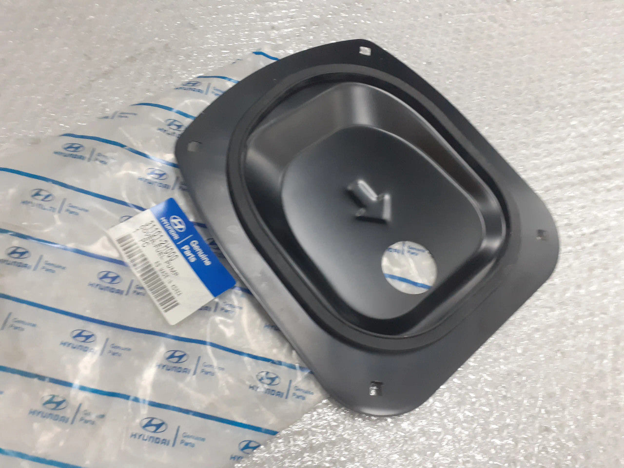 311012H000 Fuel Pump Cover Tank fits Hyundai Kia 31101-2H000 Genuine View Rear