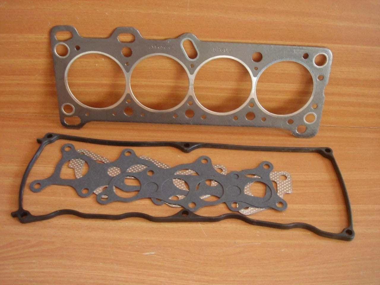 Gaskets Set kit fits Mazda 323 Familia BF BW B6 engine View Front