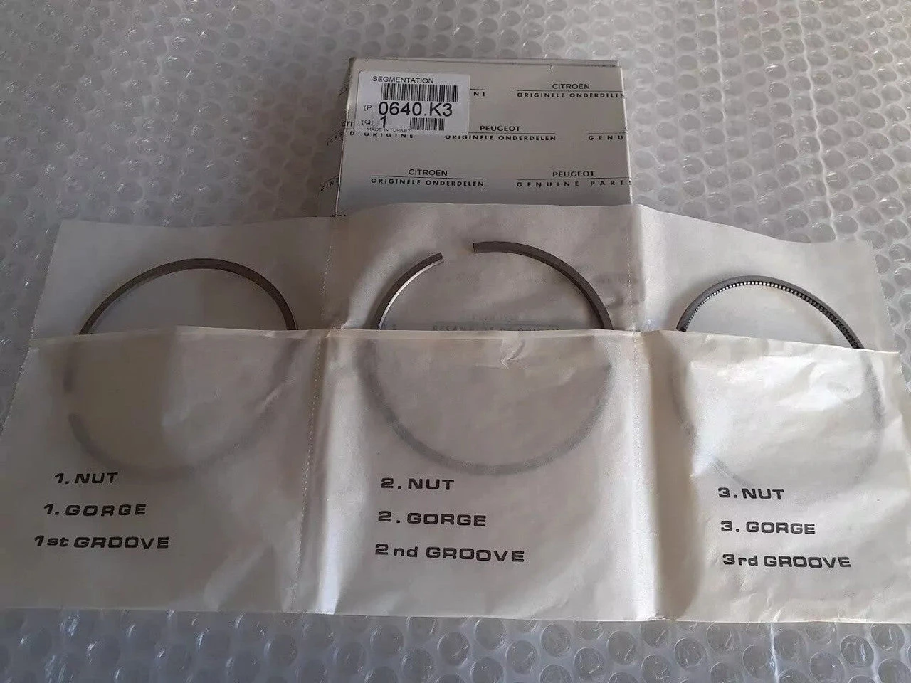 Piston Rings Set STD fits Peugeot Citroen XUD7 0640K3 Genuine View Rear