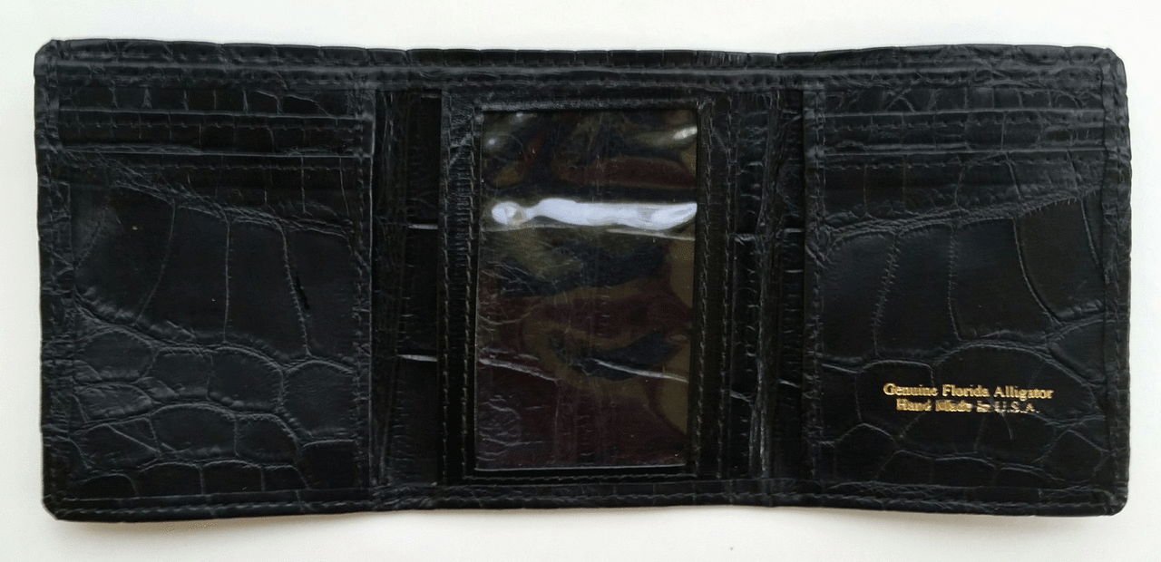 Black Vegan Alligator Leather Bifold Wallet – Urban Desert Brands