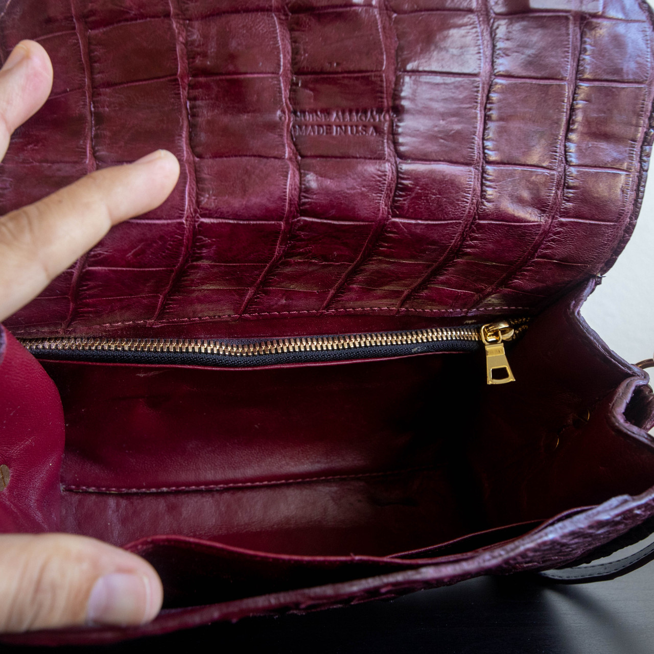 Deep Cognac/Burgundy Genie Crossbody Bag - Alligator Jakes