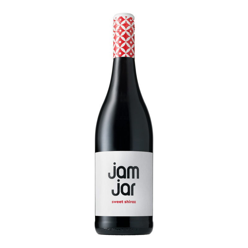 We wholeheartedly believe that anyone who likes their wines on the sweeter side, deserves to have a delicious and well-crafted option! Jam Jar was made to fill this need, and allow fans of this style of wine a choice they can enjoy, and loudly and proudly share with the world. Our Sweet Shiraz and Sweet White are refreshing and approachable with a perfect balance between sweetness and acidity – in other words, Jam Jar is sweet perfection… Simple, pure and honest!