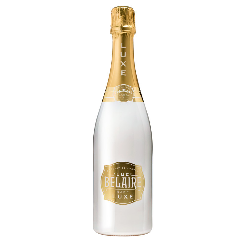 Belaire Luxe is an authentic French "Blanc de Blancs" made exclusively from
Chardonnay grapes hand-selected for their rich and delicate character.
Crafted by our 5th- and 6th-generation, father-and-son winemakers at our 118-year-old
maison, whose ancestral winemaking traditions are alive in each bottle.
Produced in the heart of Burgundy, France – one of the world’s most respected and
historic winemaking regions and home of the world’s finest Chardonnay.
Belaire Luxe is blended with a special liqueur de dosage made from Chardonnay harvested
in Burgundy’s famous Chablis terroir and aged for six months in Burgundy oak casks.
On the palate, the wine perfectly balances subtle sweetness with a crisp, refreshing, and
fruit-forward taste profile and fine, persistent effervescence.