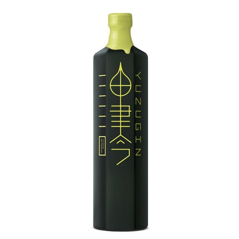 The Kyoza Yuzugin Gin is a unique and artisanal spirit crafted by the esteemed Kyoya Shuzo distillery. This gin stands out for its use of a sweet potato shochu base, which adds extra body and a touch of sweetness. The distillery, known for its dedication to traditional brewing techniques, sources rare and exotic botanicals from the local region, including yuzu, hyuganatsu, and hebess. This commitment to quality and tradition, combined with innovative distillation methods, sets Kyoza Yuzugin Gin apart from its competitors.