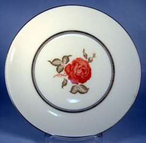 Castleton (USA) - June - Bread Plate