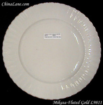 Mikasa Fluted Gold L9811 Dinner Plate from Fluted Gold by Mikasa at China Lane. 10 3/4"