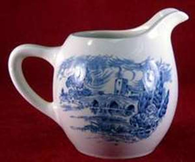 Wedgwood Countryside Blue Creamer. Collectible piece.