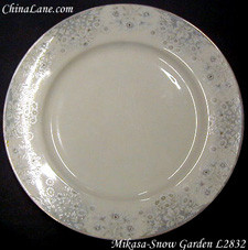 Mikasa Snow Garden L2823 Dinner Plate.