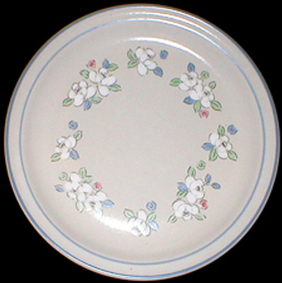 Hearthside Fleur de Lune Dinner Plate 8" in the Hearthside Fleur de Lune pattern. Shop China Lane for replacement china.