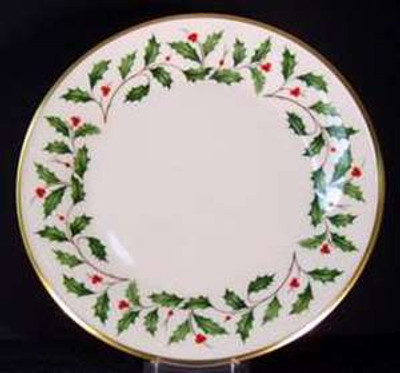 Lenox Holiday Bread Plate - New, 6 3/8" Lenox Holiday Bread Plate - New, 6 3/8"