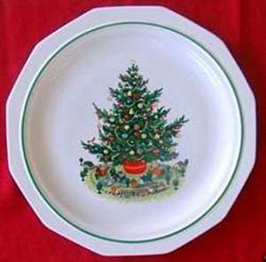 Pfaltzgraff Christmas Heritage Cup and Saucer 2 3/8".