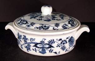 Blue Danube 1.5 Quart Covered Casserole – retired pattern porcelain with classic blue onion design