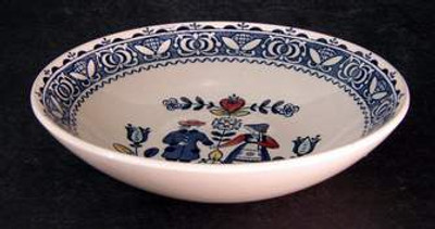 Johnson Brothers - Hearts and Flowers - Dessert Bowl