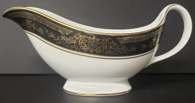 Royal Doulton Albany (H5041) Gravy Boat No Underplate – collectible replacement piece by Royal Doulton.