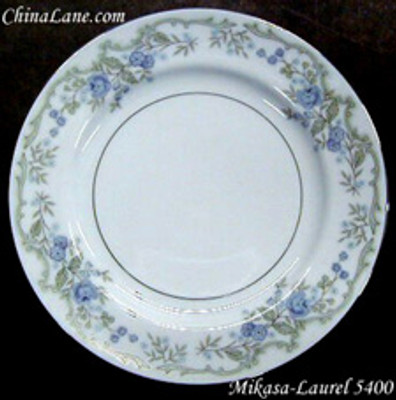 Mikasa Laurel Dinner Plate – collectible replacement piece by Mikasa. 10 1/2"