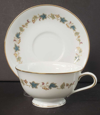 Noritake - Goldvine 6444 - Cup and Saucer