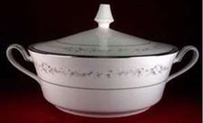 Noritake - Heather 7548 - Covered Bowl