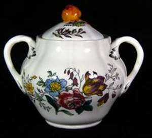 Spode Gainsborough Sugar Bowl with Lid.