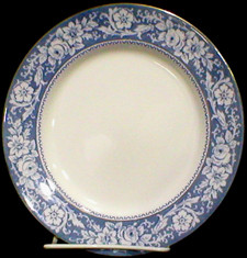 Johnson Brothers Henley Blue Covered Round Bowl with Lid.