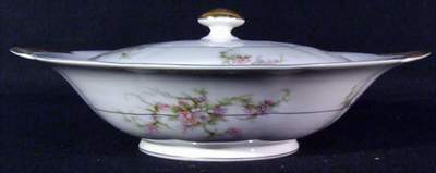 Haviland Rosalinde (New York) Covered Bowl with Lid. Collectible replacement piece available at China Lane.