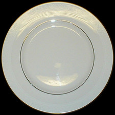 Royal Doulton Amulet Salad Plate from the Amulet collection by Royal Doulton.