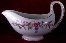 Wedgwood Devon Sprays Gravy Boat, 6 1/2" x  3 5/8"