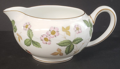 Wedgwood Wild Strawberry 146 Shape Creamer.