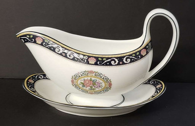 Wedgwood - Runnymede Blue W4472 - Gravy Boat