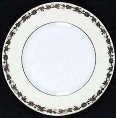 Wedgwood - Whitehall~Cream W4000 - Dinner Plate