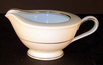 Noritake - Versailles 6565 - Creamer