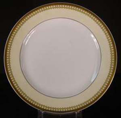 Haviland Schleiger #278 Dinner Plate 4" from Haviland Schleiger #278. Replacement piece from China Lane.
