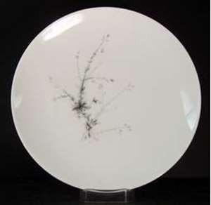 Royal Doulton Greenbriar Dinner Plate, 10 1/2".