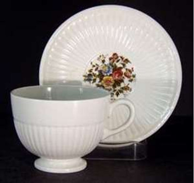 Wedgwood - Conway AK8384 - Saucer