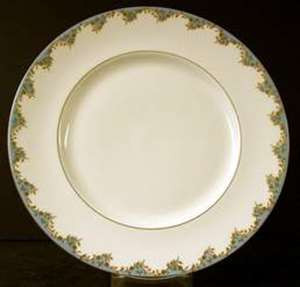 Royal Doulton Marlborough Light Blue Salad Plate - About New from the Marlborough Light Blue collection by Royal Doulton.