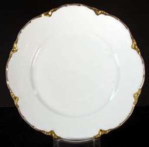 Haviland H526 Bread Plate 4". Collectible replacement piece available at China Lane.