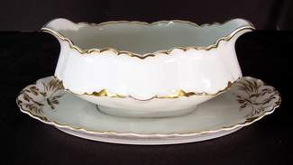 Haviland H526 Gravy Boat in the Haviland H526 pattern. Shop China Lane for replacement china.